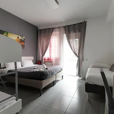 Vatican Central Suites-3